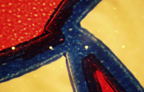 Laser-mikroperforering i en folie